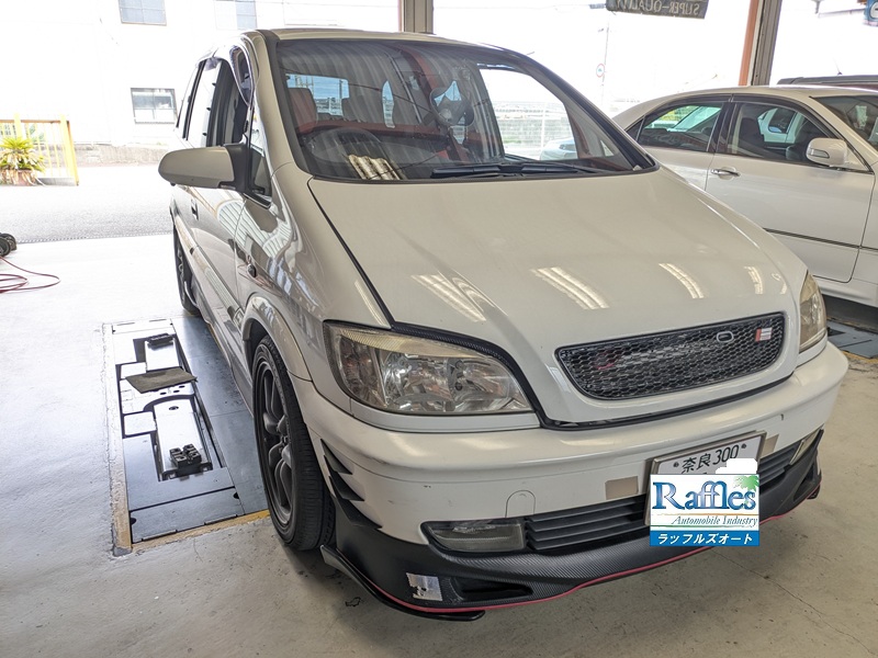 スバル トラヴィック TRAVIQ XM220（オペル ザフィーラ OPEL ZAFIRA